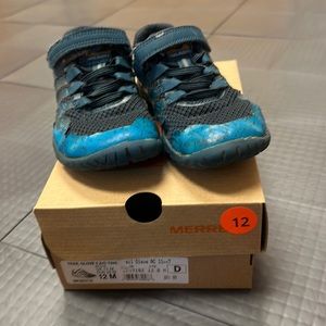 MERRELL TRAIL GLOVE BOYS SHOES SIZE 12 MEDIUM